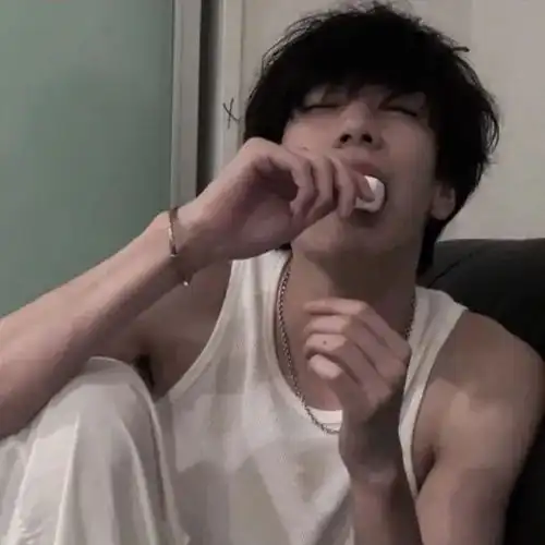 看你头像,就知道你很甜