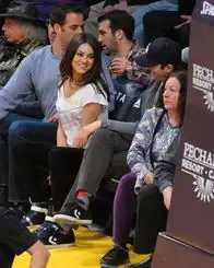 1213nba常规赛美女精选名流美妻点亮赛场