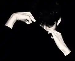 高冷气质男生黑白头像想念被逼画上休止符