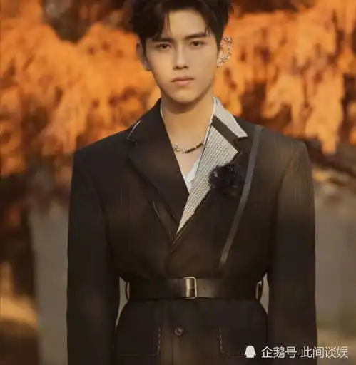 男明星寸头发型,杨洋李现未受影响,只有他反而变得更帅