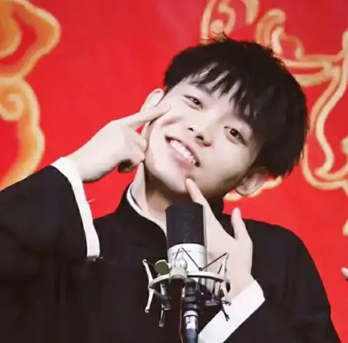 德云女孩的头像