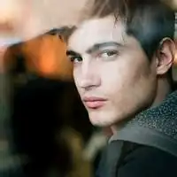 一个人孤独抽烟背影图片微信头像图片大全