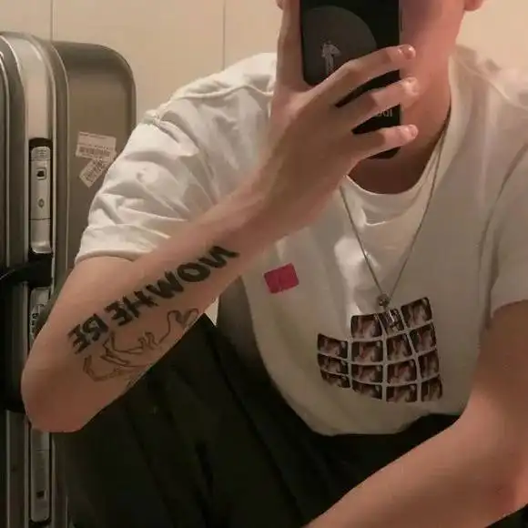 渣男头像不介意孤独,比爱你舒服