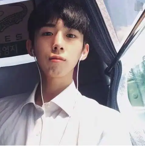 男生吃醋时会说这3句话,如果经常听到男友说,那一定好好珍惜