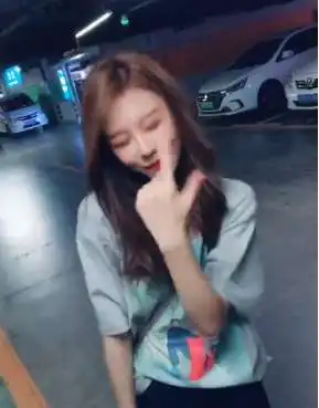 抖音女神温婉被摸大腿动图曝光现已被抖音封杀黑料简直不要太多了