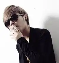 男生头像带墨镜霸气墨镜男生霸气拽头像