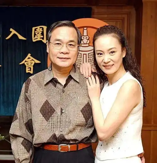 38岁流产至终身不育,52岁丈夫坠楼,今62岁刘雪华仍想遇幸福