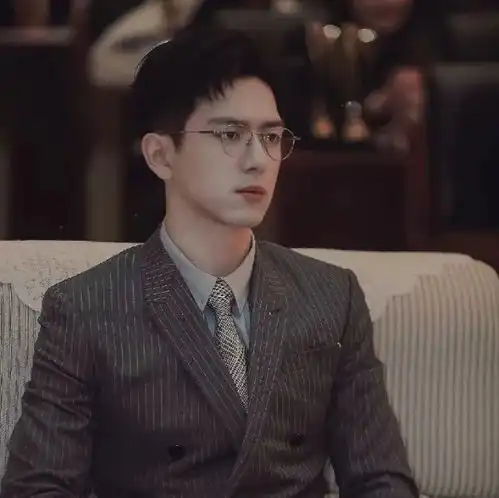 投稿42期爱豆李现头像