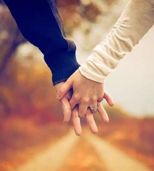 河南55岁老头娶20岁智障女一场被全网被围观的婚礼