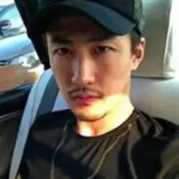用这个作为陌陌头像,但是老是提示原图太小无法作为头像,有大神帮忙