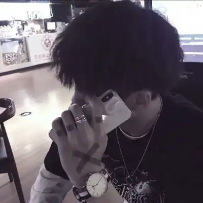 男生头像真人高冷图片2020霸气高冷孤独男头像