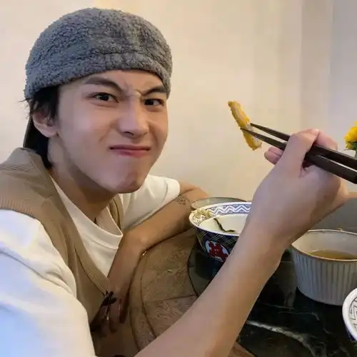 头像日常份真人男生头像