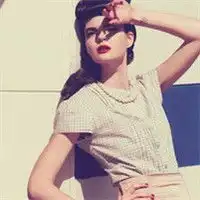 欧美邪恶重口味女生头像喝酒无法释放我的忧伤