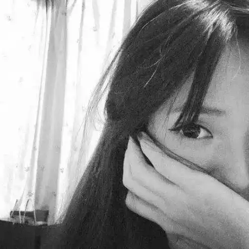 霸气超拽的句子爷不发个嗲,你真当俺是个纯爷们啊