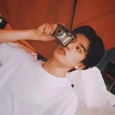 头像要多温柔才能配得上偏爱和例外