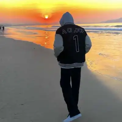 2023温柔搞怪男生头像