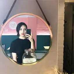 200斤女孩被男友劈腿,她在朋友圈消失两年,惊艳归来