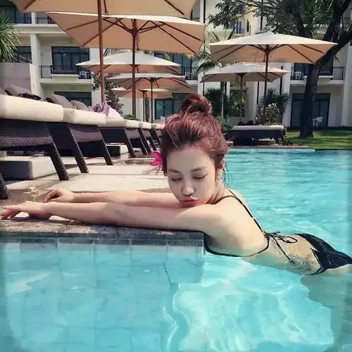 她42岁童颜竟然是男人特别想娶的女神