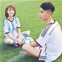 校服情侣头像一男一女微信头像图片大全