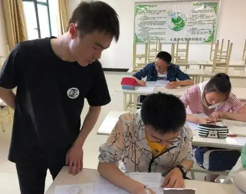 越是好学生毕业之后,为何越不会返回看望老师真实原因令人无奈