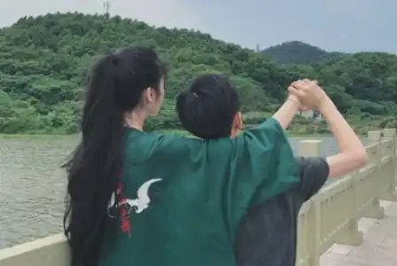 经常一起打游戏的异性,真的更有可能发展成为情侣吗