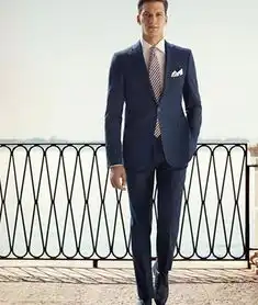 成熟稳重深蓝色商务正装款成功人士首选