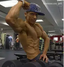 全球体脂率最低的男人