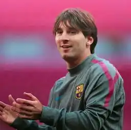 帅梅西10张适合当头像的照片