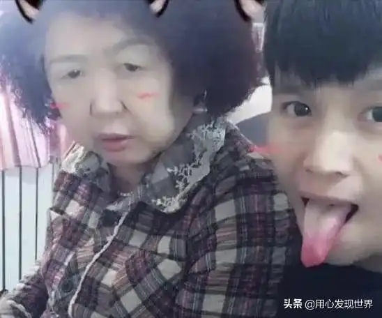 为给28岁丈夫生育后代,65岁离异大妈选择冒险做试管婴儿