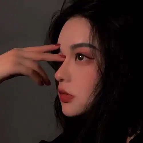 事实证明与女人交往,你越狠一点,她越离不开你