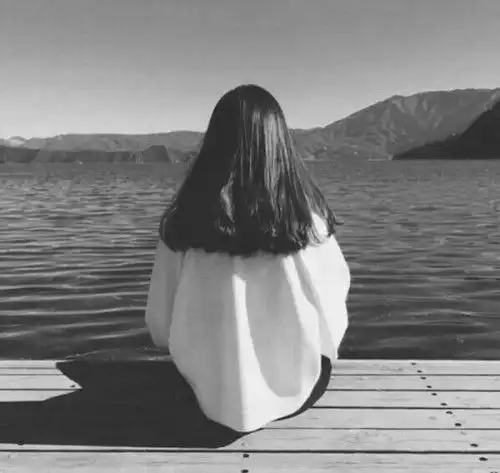 有没有这张图片的黑白和原图