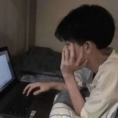 情头豪车美女帅哥非常拽的情侣头像两张霸气一对