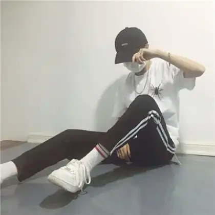 男生头像冷酷帅气,冷酷的男生我只能远远的望着
