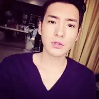 90后有男人味的男生头像奋不顾身离开的人没必要挽留