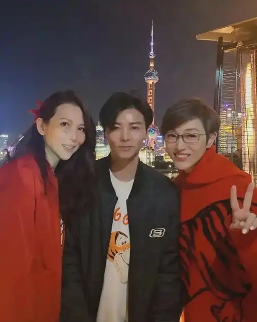 蔡少芬结婚细节曝光拒绝恋爱脑,女方逼婚成功,不需张晋有钱