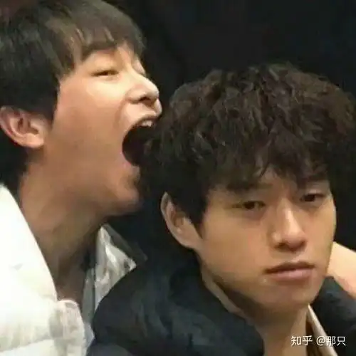 ω嘿,你有早恋吗