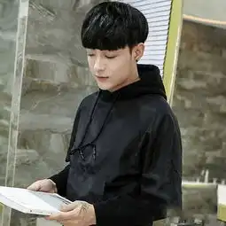 2017男生流行什么发型两边剪短依旧热门