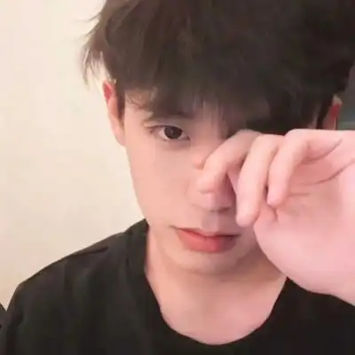 最新版男生头像很成熟的又很个性是我的爱太小声还是你假装听不见