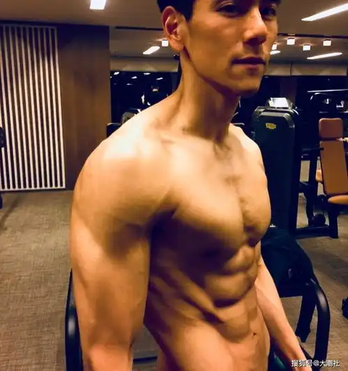 彭于晏传出柜恋上师弟唐禹哲,本尊深夜霸气回应