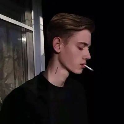 朋友圈超拽个性说说00后霸气超拽文案句子