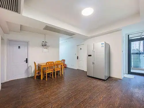 在转租明天搬走滨江联庄地铁站靠近宝龙城彩虹城...