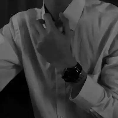 男生伤感黑白头像,最新扣扣头像男黑白伤感图片