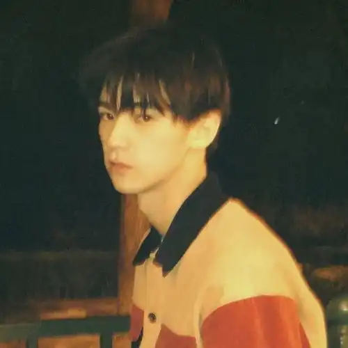 精选头像丨帅哥美女系列头像