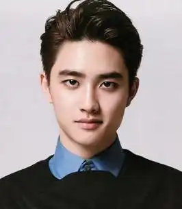 韩式潮男必备的款发型,颇有个性感的男人味