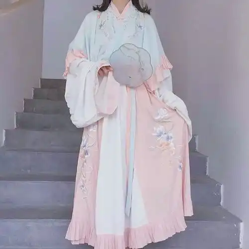 古风真人女生头像月亮不会奔向你但我会不远万里