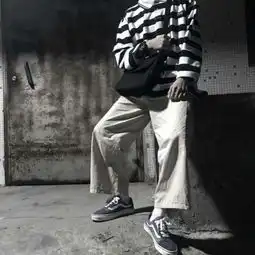 阳光清新男生时尚大片的感觉看到了就是赚了