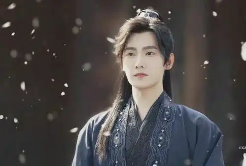 内娱男星天花板,唯一没长歪的军艺校草,杨洋的自律才是人间清醒