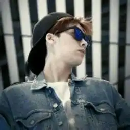 这个相对应的女头像