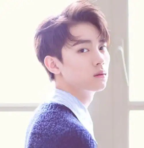 宋祖儿为周翊然作品打call,网友你忘了邵北笙吗