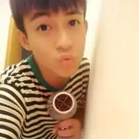 韩范男生有点小帅气坏坏的qq头像